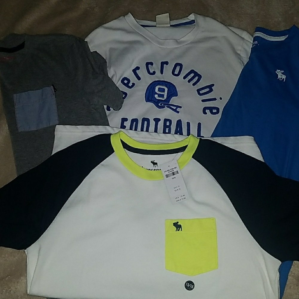 Boys abercrombie t-shirts